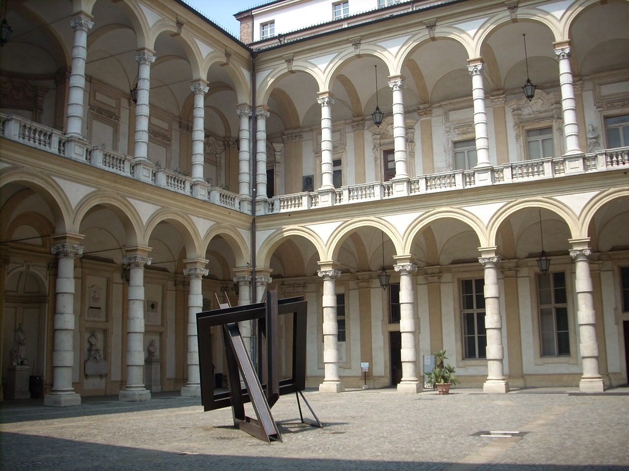 University%20of%20Turin%20central%20seat%2C%20Turin%2C%20Italy%20-%2001.JPG